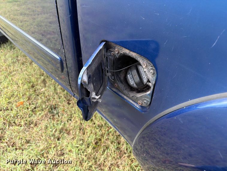 image for item FG0815 2006 Toyota Tundra Ext. Cab pickup truck