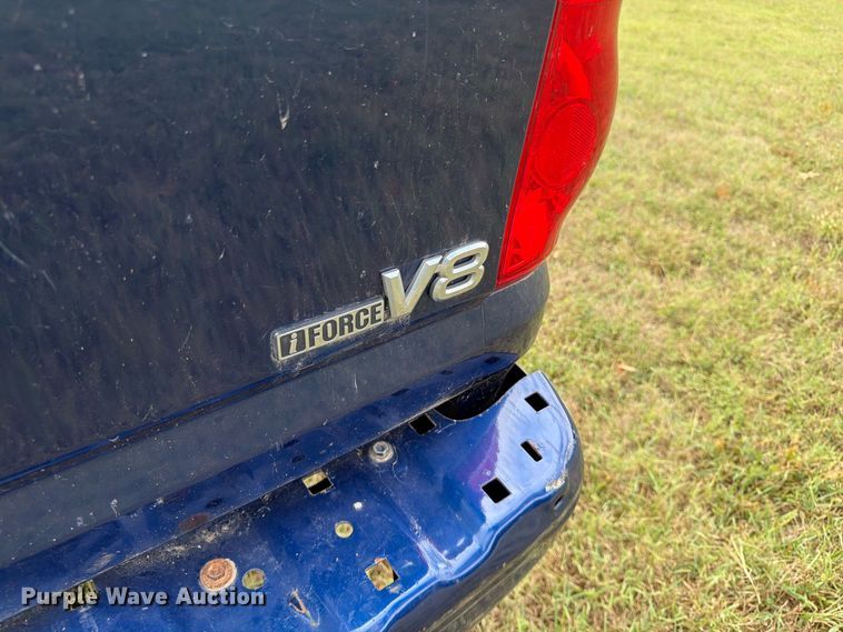 image for item FG0815 2006 Toyota Tundra Ext. Cab pickup truck