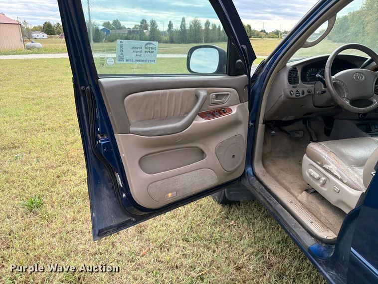 image for item FG0815 2006 Toyota Tundra Ext. Cab pickup truck