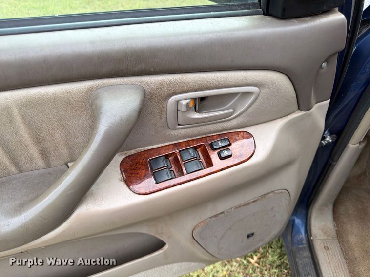 image for item FG0815 2006 Toyota Tundra Ext. Cab pickup truck