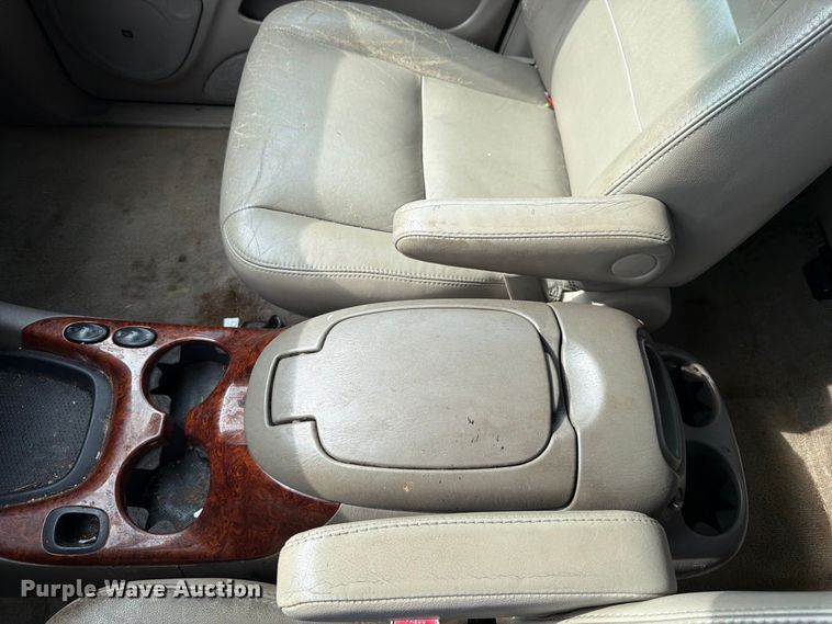 image for item FG0815 2006 Toyota Tundra Ext. Cab pickup truck