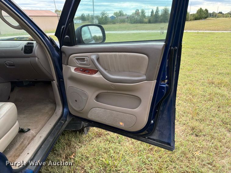 image for item FG0815 2006 Toyota Tundra Ext. Cab pickup truck