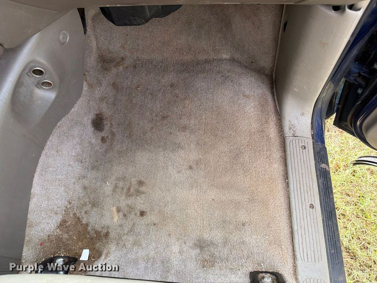 image for item FG0815 2006 Toyota Tundra Ext. Cab pickup truck