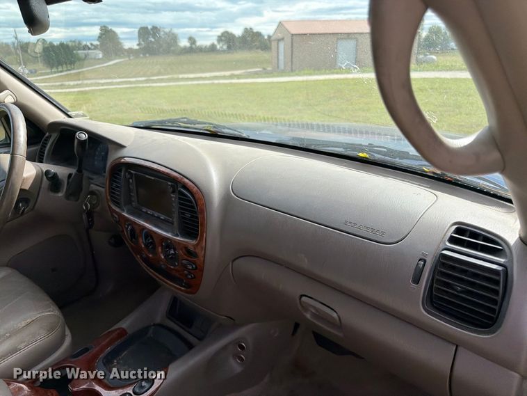 image for item FG0815 2006 Toyota Tundra Ext. Cab pickup truck