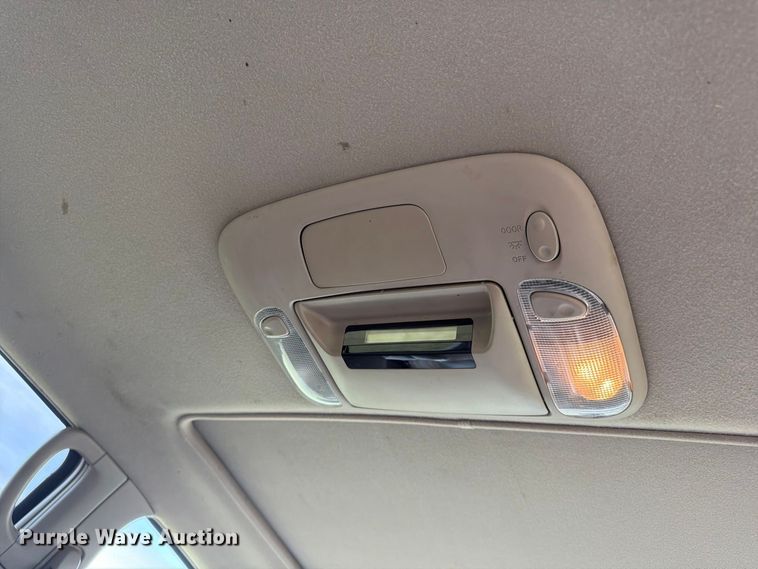 image for item FG0815 2006 Toyota Tundra Ext. Cab pickup truck