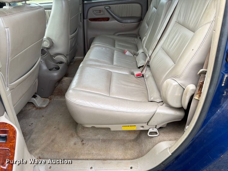 image for item FG0815 2006 Toyota Tundra Ext. Cab pickup truck