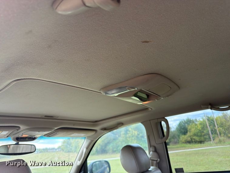 image for item FG0815 2006 Toyota Tundra Ext. Cab pickup truck