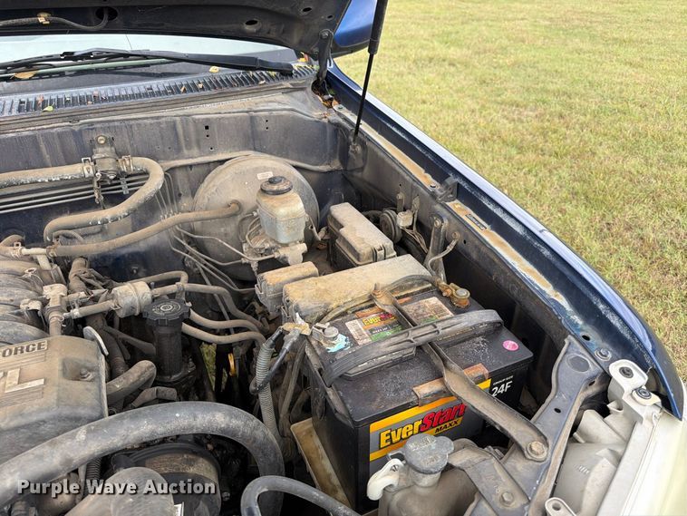 image for item FG0815 2006 Toyota Tundra Ext. Cab pickup truck