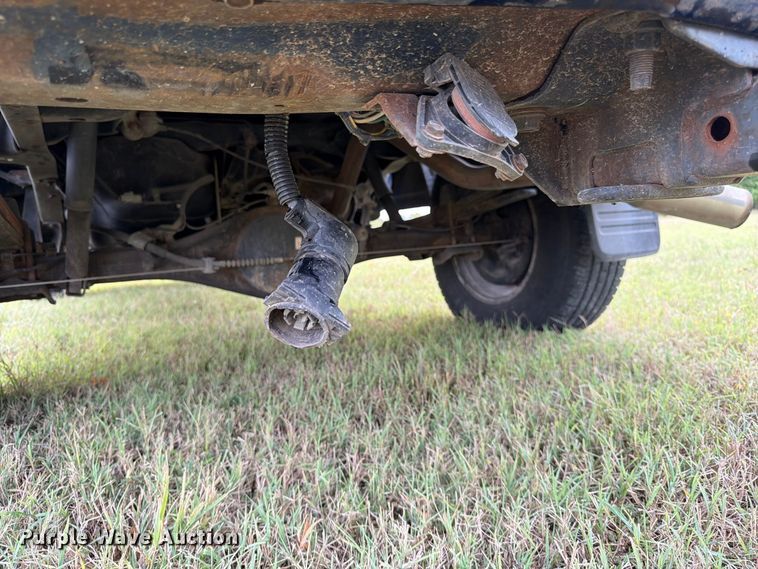 image for item FG0815 2006 Toyota Tundra Ext. Cab pickup truck