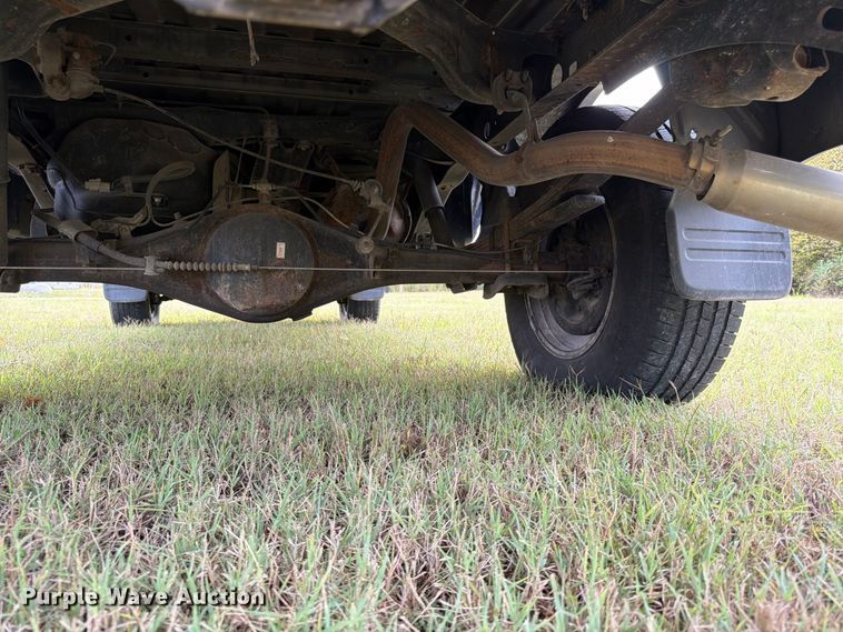 image for item FG0815 2006 Toyota Tundra Ext. Cab pickup truck