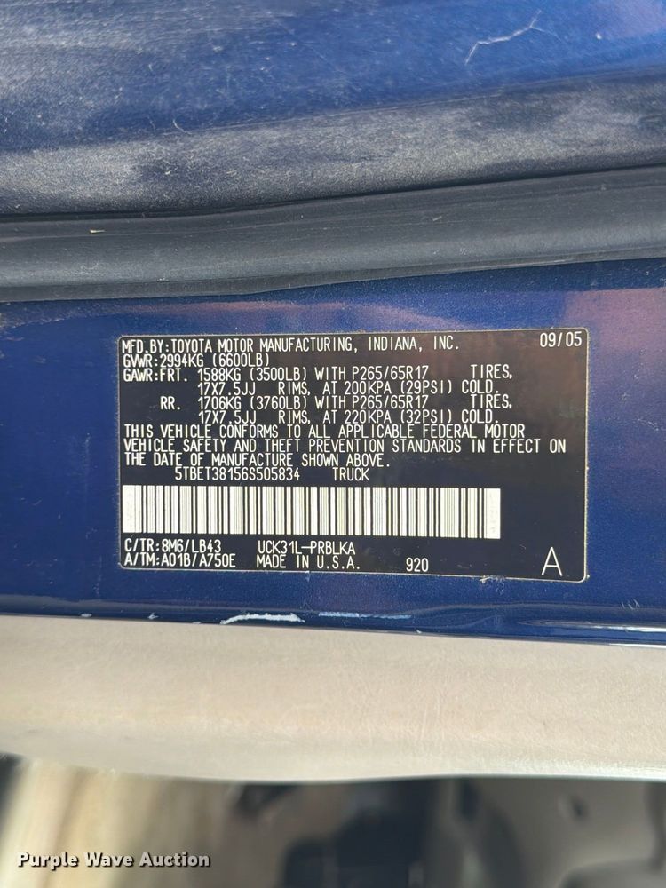 image for item FG0815 2006 Toyota Tundra Ext. Cab pickup truck
