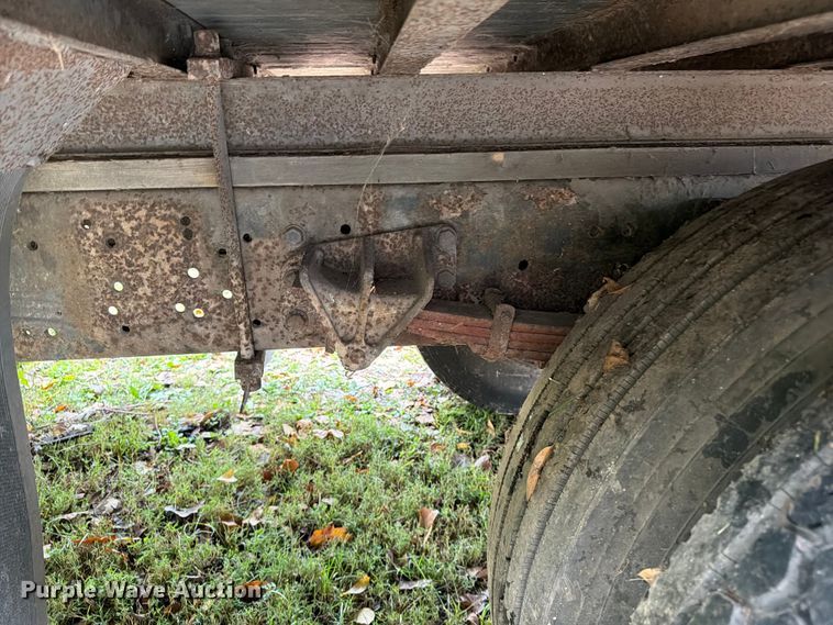 image for item FG0816 2002 International 4400 box truck