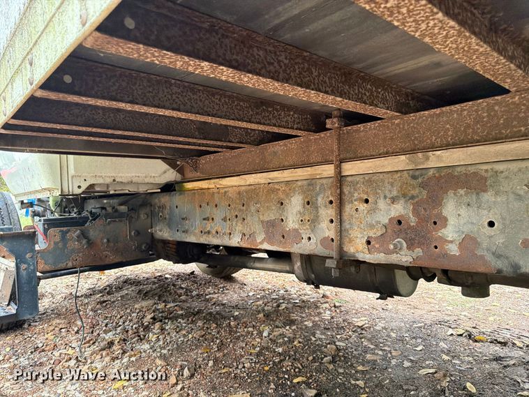 image for item FG0816 2002 International 4400 box truck
