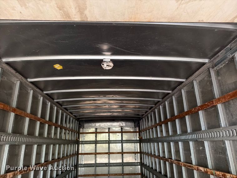 image for item FG0816 2002 International 4400 box truck