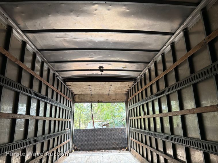 image for item FG0816 2002 International 4400 box truck