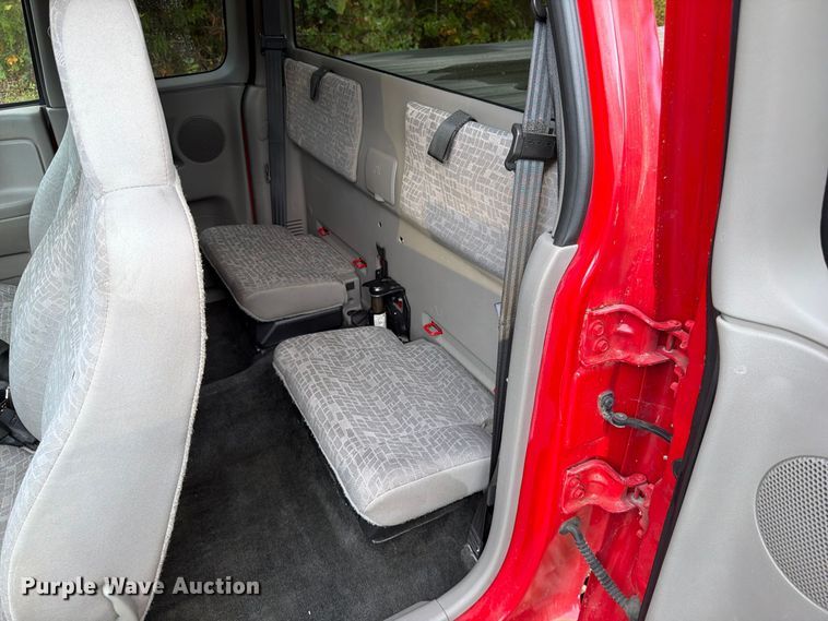image for item FG0817 2008 Chevrolet Colorado LS pickup truck