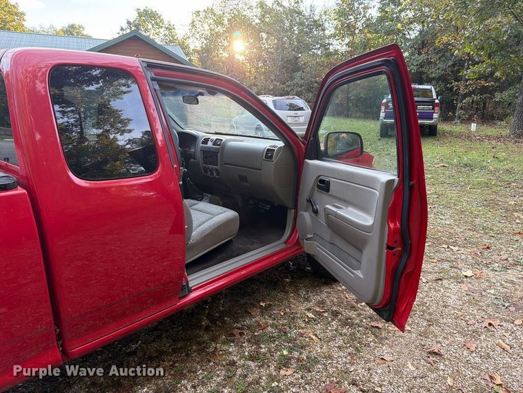 image for item FG0817 2008 Chevrolet Colorado LS pickup truck