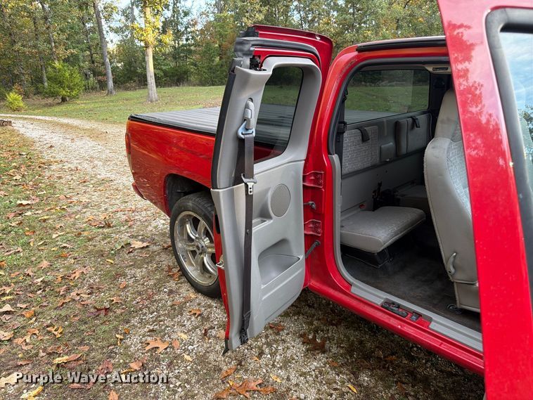image for item FG0817 2008 Chevrolet Colorado LS pickup truck