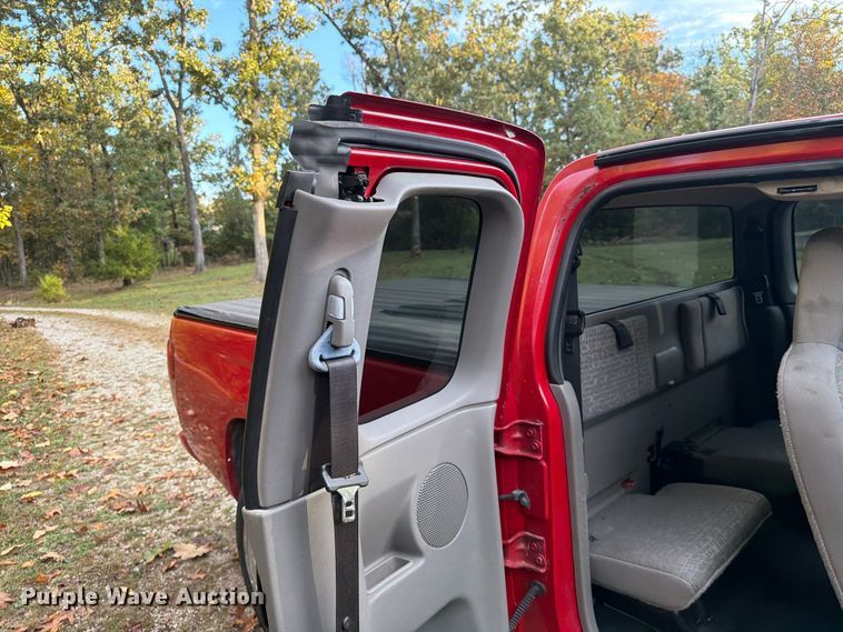 image for item FG0817 2008 Chevrolet Colorado LS pickup truck