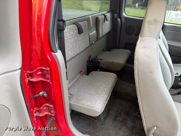 image for item FG0817 2008 Chevrolet Colorado LS pickup truck