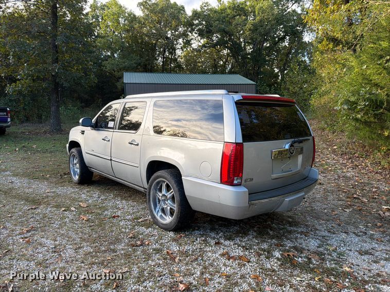 image for item FG0818 2010 Cadillac Escalade SUV