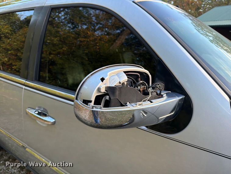 image for item FG0818 2010 Cadillac Escalade SUV