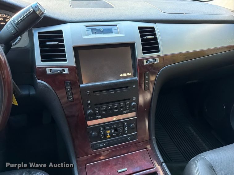 image for item FG0818 2010 Cadillac Escalade SUV