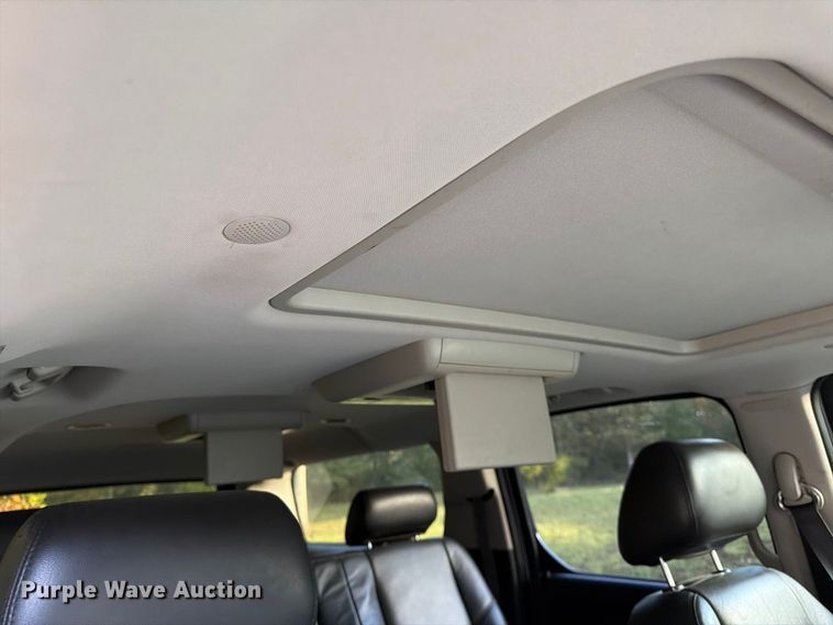 image for item FG0818 2010 Cadillac Escalade SUV