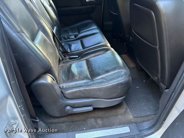 image for item FG0818 2010 Cadillac Escalade SUV