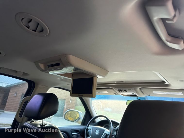 image for item FG0818 2010 Cadillac Escalade SUV