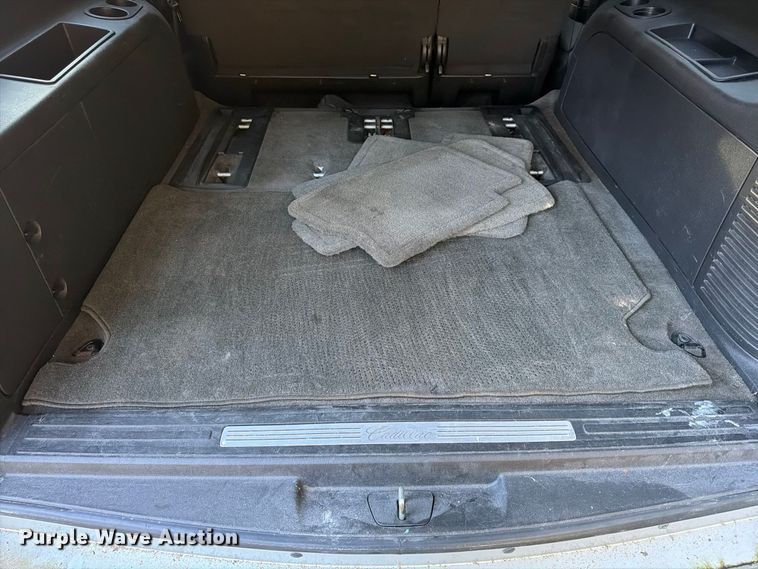 image for item FG0818 2010 Cadillac Escalade SUV