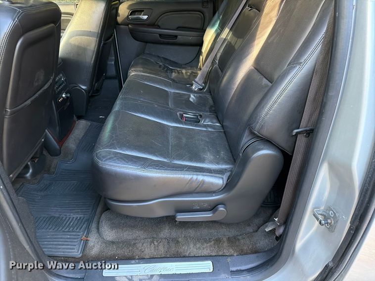 image for item FG0818 2010 Cadillac Escalade SUV