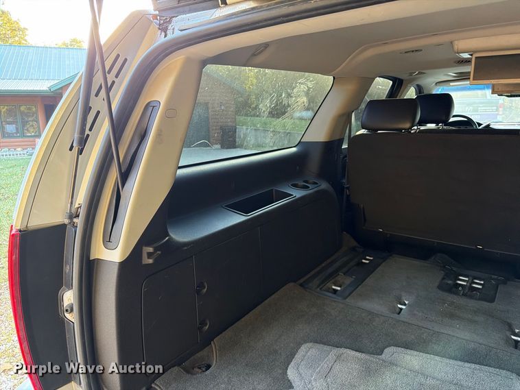 image for item FG0818 2010 Cadillac Escalade SUV