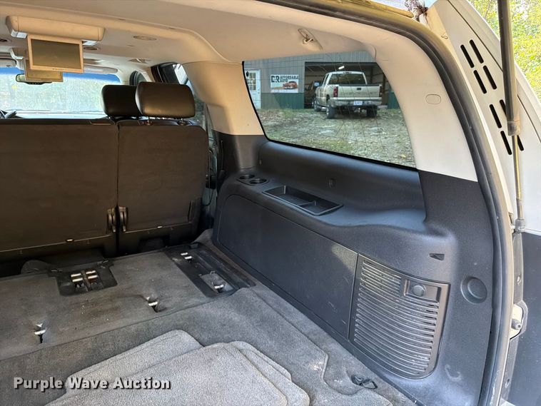 image for item FG0818 2010 Cadillac Escalade SUV