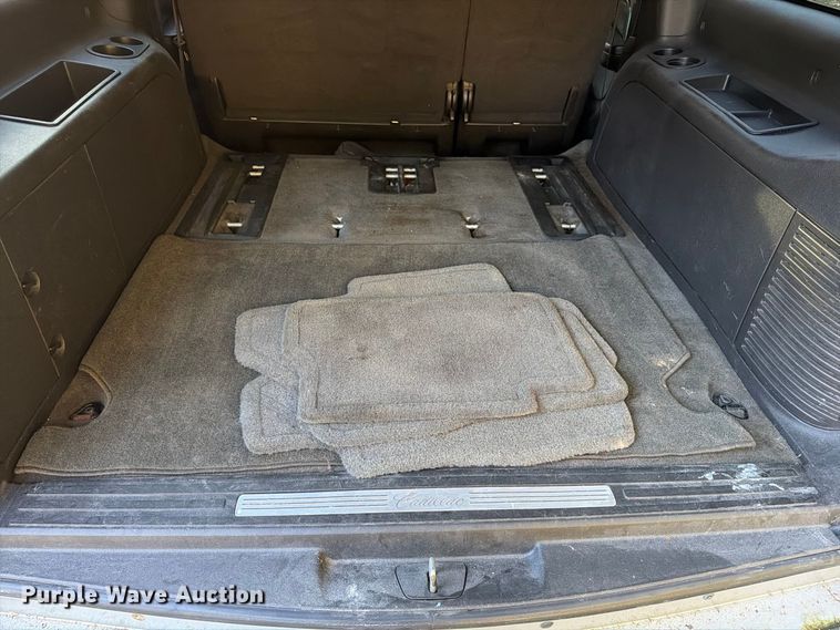 image for item FG0818 2010 Cadillac Escalade SUV