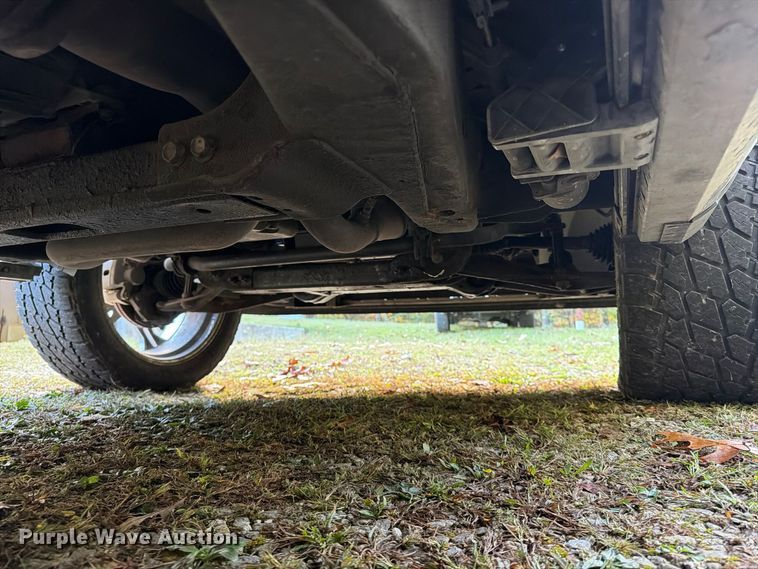 image for item FG0818 2010 Cadillac Escalade SUV