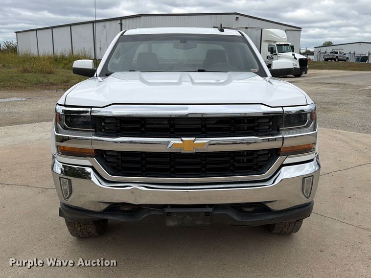 image for item FG0819 2016 Chevrolet Silverado 1500 Ext. Cab pickup truck