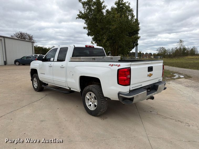 image for item FG0819 2016 Chevrolet Silverado 1500 Ext. Cab pickup truck
