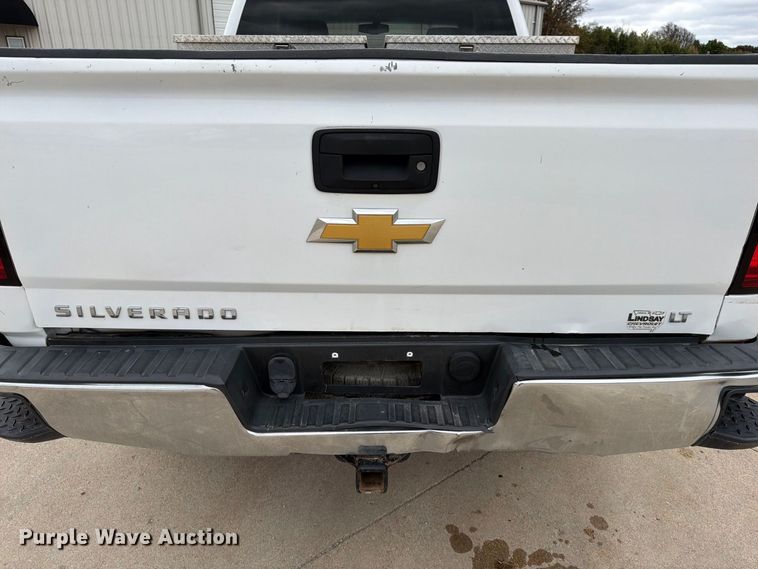 image for item FG0819 2016 Chevrolet Silverado 1500 Ext. Cab pickup truck