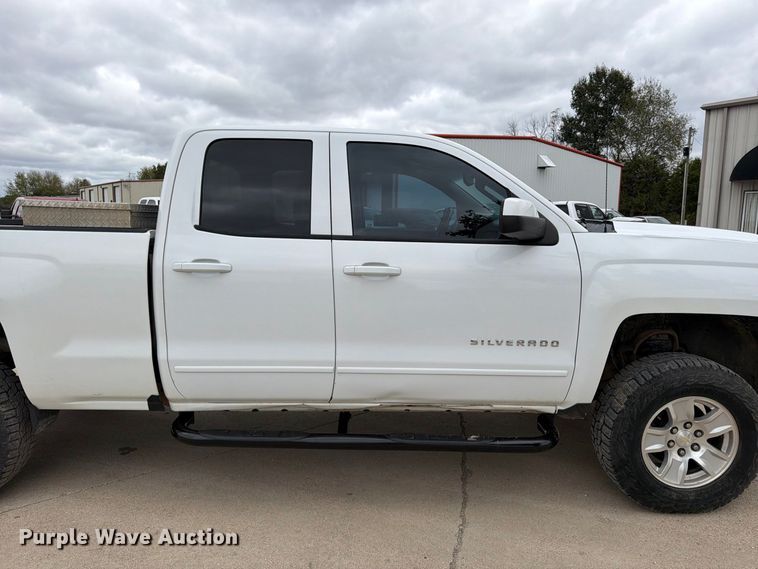 image for item FG0819 2016 Chevrolet Silverado 1500 Ext. Cab pickup truck