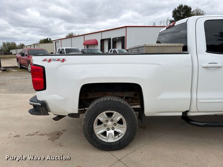 image for item FG0819 2016 Chevrolet Silverado 1500 Ext. Cab pickup truck