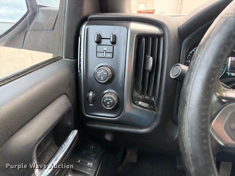 image for item FG0819 2016 Chevrolet Silverado 1500 Ext. Cab pickup truck