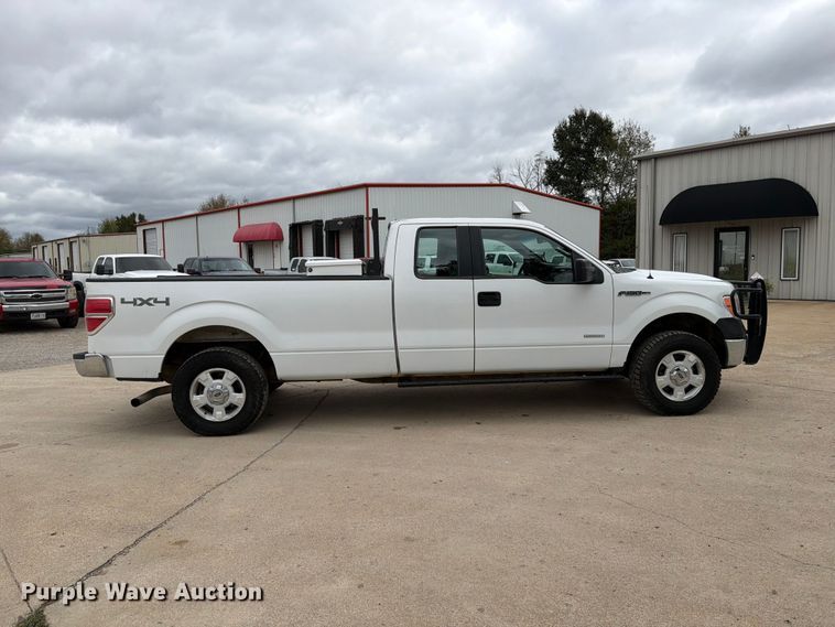 image for item FG0821 2014 Ford F150 XLT Ext. Cab pickup truck