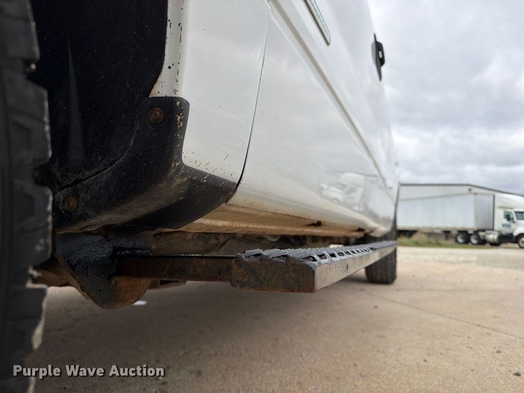 image for item FG0821 2014 Ford F150 XLT Ext. Cab pickup truck