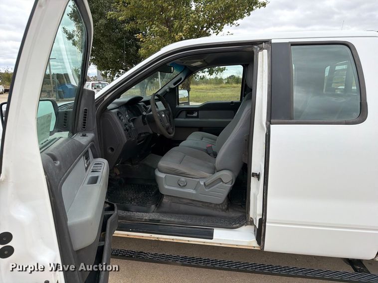 image for item FG0821 2014 Ford F150 XLT Ext. Cab pickup truck