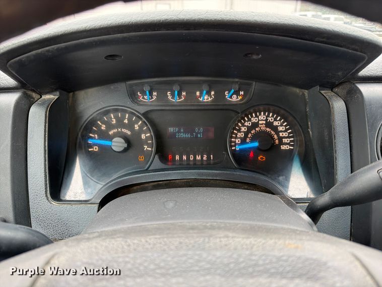 image for item FG0821 2014 Ford F150 XLT Ext. Cab pickup truck