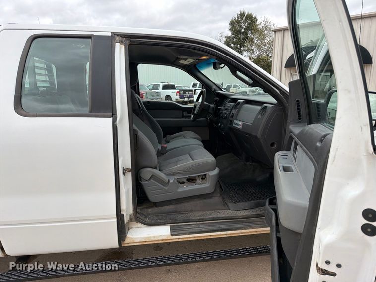 image for item FG0821 2014 Ford F150 XLT Ext. Cab pickup truck