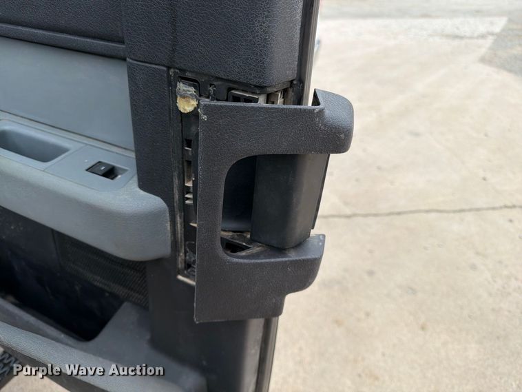 image for item FG0821 2014 Ford F150 XLT Ext. Cab pickup truck