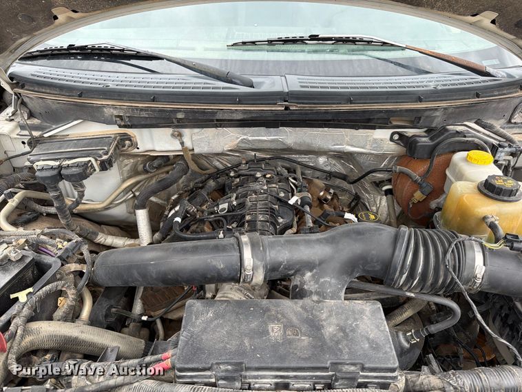 image for item FG0821 2014 Ford F150 XLT Ext. Cab pickup truck