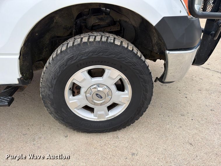 image for item FG0821 2014 Ford F150 XLT Ext. Cab pickup truck